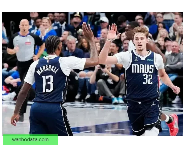 爱德华兹复出得分领衔多森姆三双弗拉格助力森林狼大胜独行侠